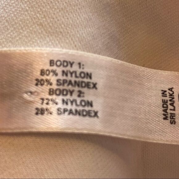 Victoria’s Secret Bikini Top Size 34D - Picture 5 of 10